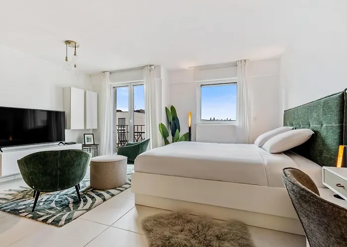 Modern Near Parc De Merl & Center Апартаменты *